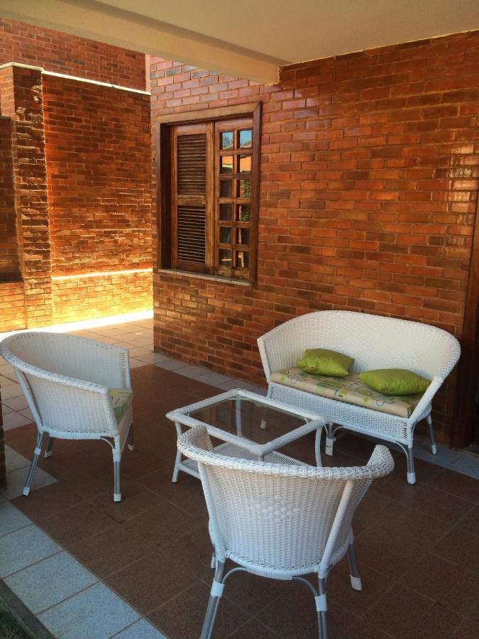Linda Casa Porto Das Dunas: 4 Suites, Churrasqueira E Piscina Форталеза Екстериор снимка